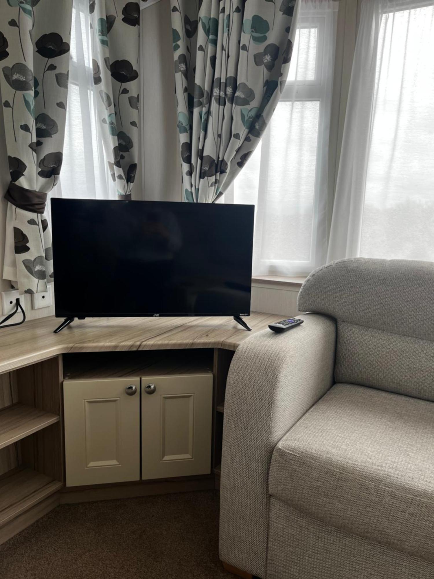 Ger-Y-Bwlch - Spacious Static On 5Star Site With Swimming Pool Benllech Esterno foto